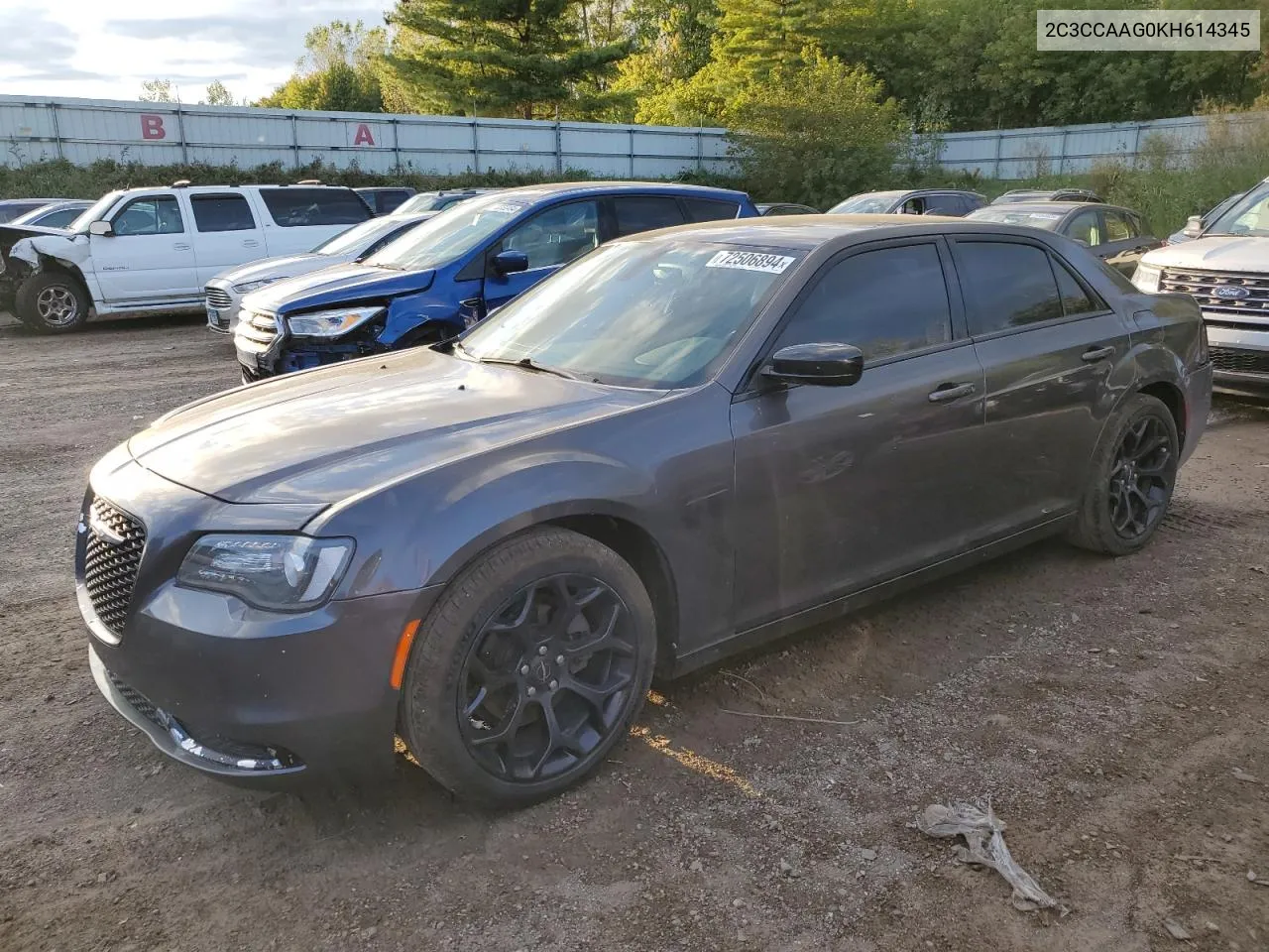 2019 Chrysler 300 Touring VIN: 2C3CCAAG0KH614345 Lot: 72506894