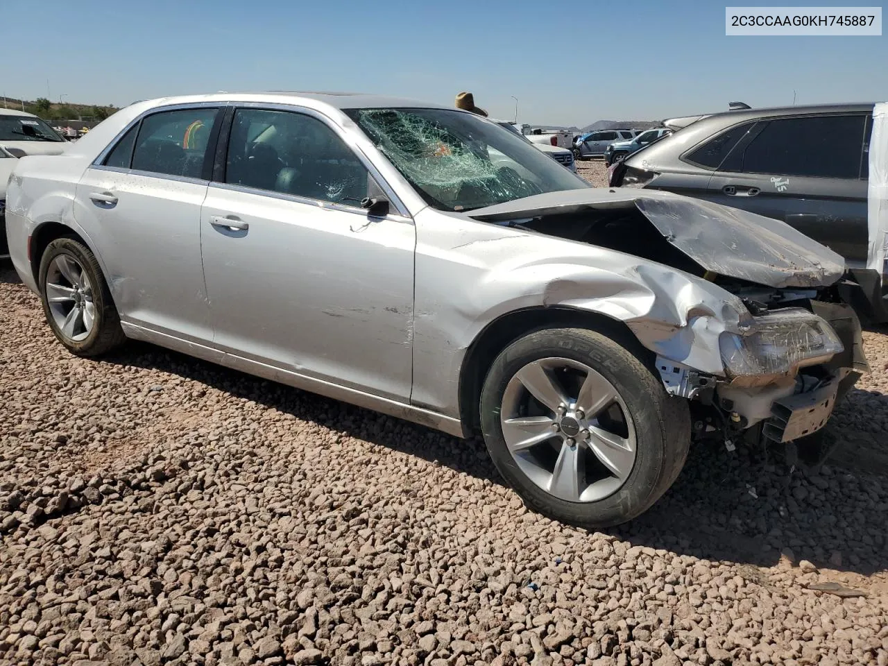 2C3CCAAG0KH745887 2019 Chrysler 300 Touring