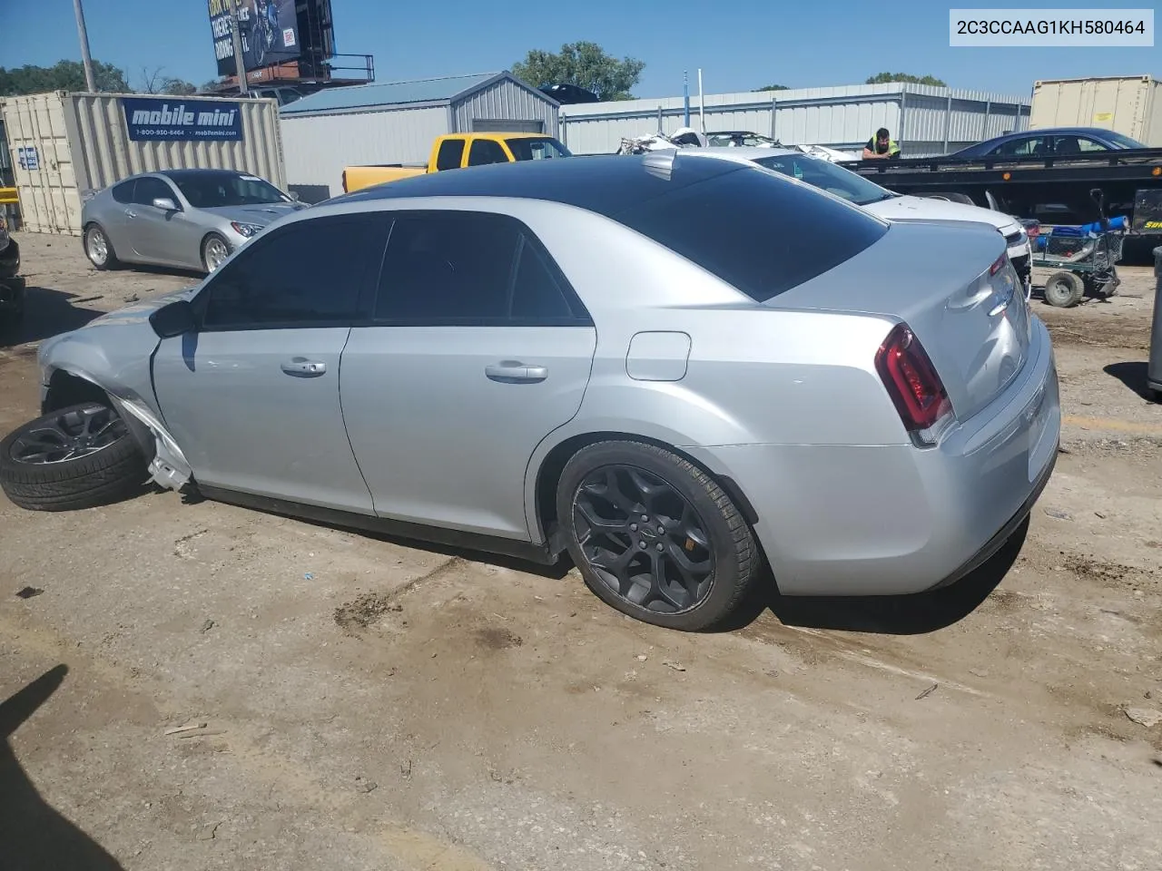 2019 Chrysler 300 Touring VIN: 2C3CCAAG1KH580464 Lot: 73252064