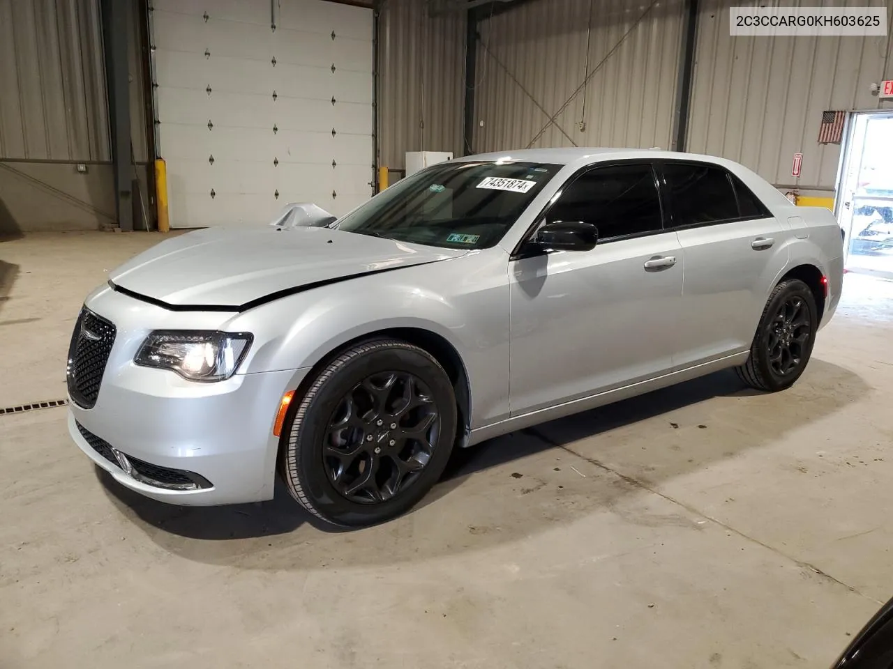 2019 Chrysler 300 Touring VIN: 2C3CCARG0KH603625 Lot: 74351874