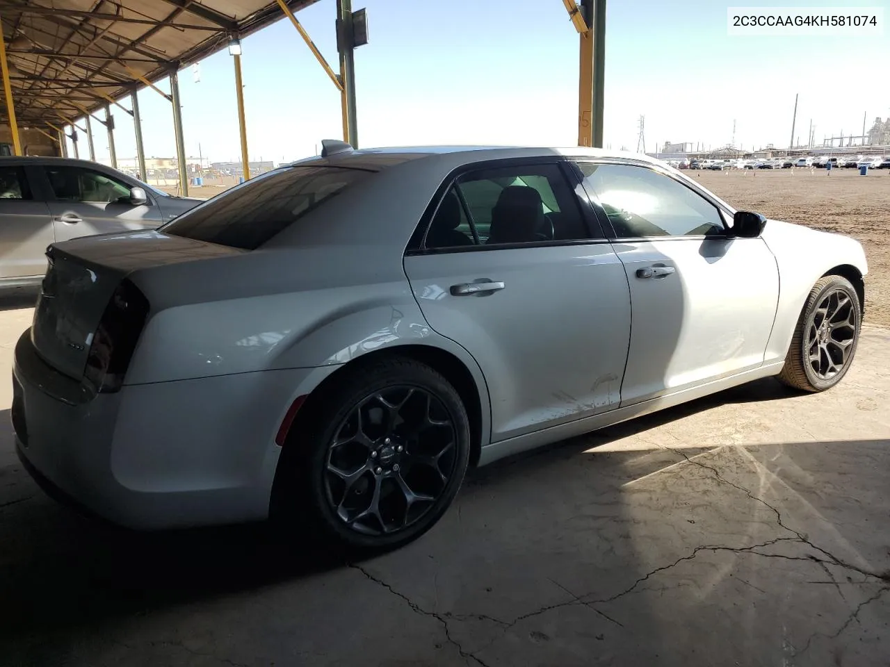 2C3CCAAG4KH581074 2019 Chrysler 300 Touring