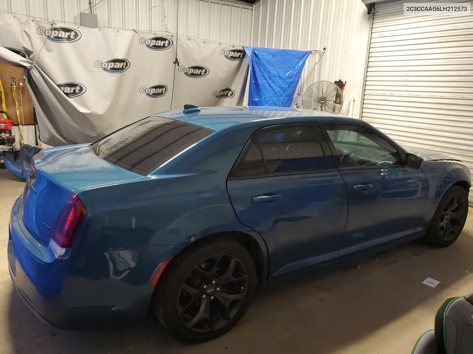 2020 Chrysler 300 Touring VIN: 2C3CCAAG6LH212573 Lot: 65518394