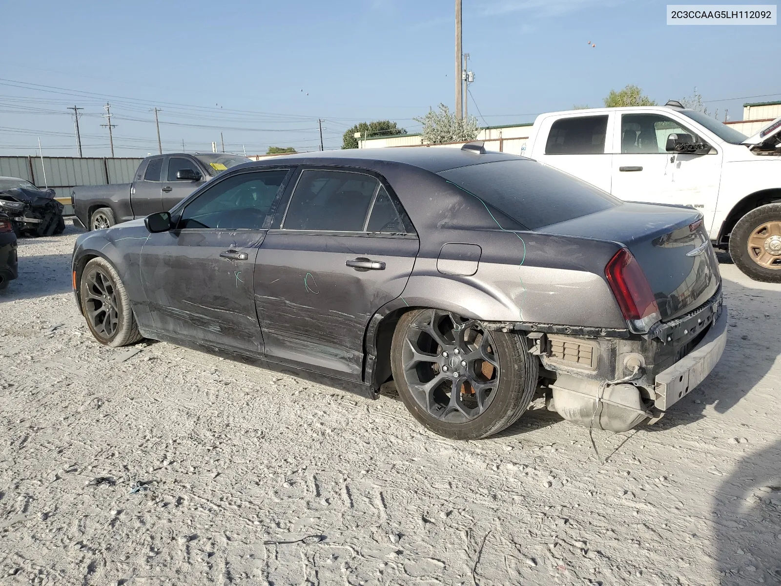 2020 Chrysler 300 Touring VIN: 2C3CCAAG5LH112092 Lot: 65831654