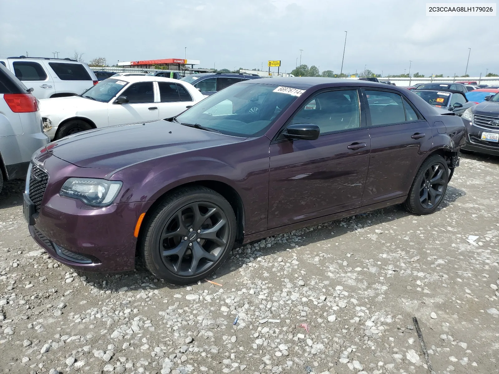 2020 Chrysler 300 Touring VIN: 2C3CCAAG8LH179026 Lot: 66976714