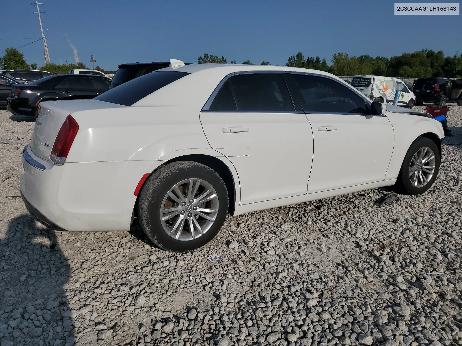 2020 Chrysler 300 Touring VIN: 2C3CCAAG1LH168143 Lot: 67468524