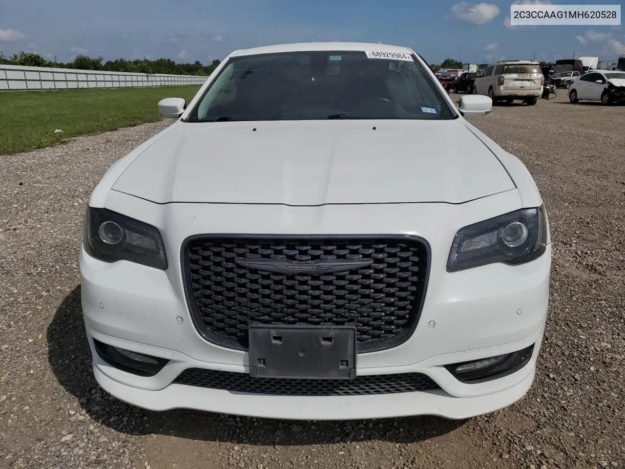 2021 Chrysler 300 Touring VIN: 2C3CCAAG1MH620528 Lot: 70870424