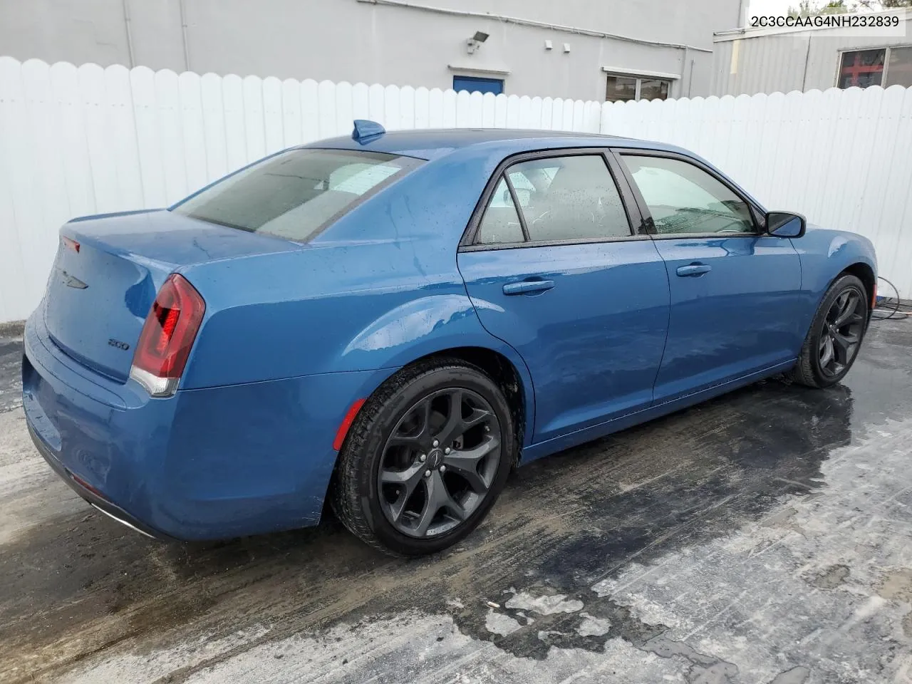 2022 Chrysler 300 Touring VIN: 2C3CCAAG4NH232839 Lot: 79602134