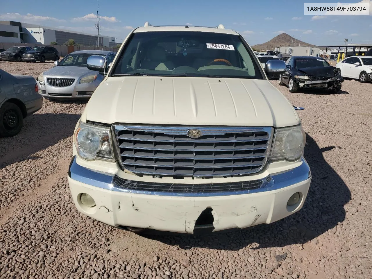 2009 Chrysler Aspen Limited VIN: 1A8HW58T49F703794 Lot: 75847254