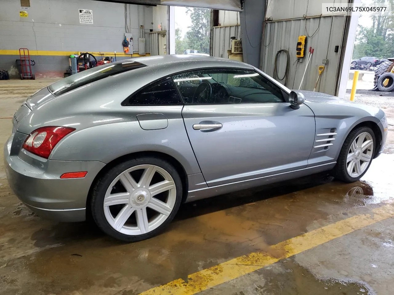 2005 Chrysler Crossfire Limited VIN: 1C3AN69L75X045977 Lot: 73111504