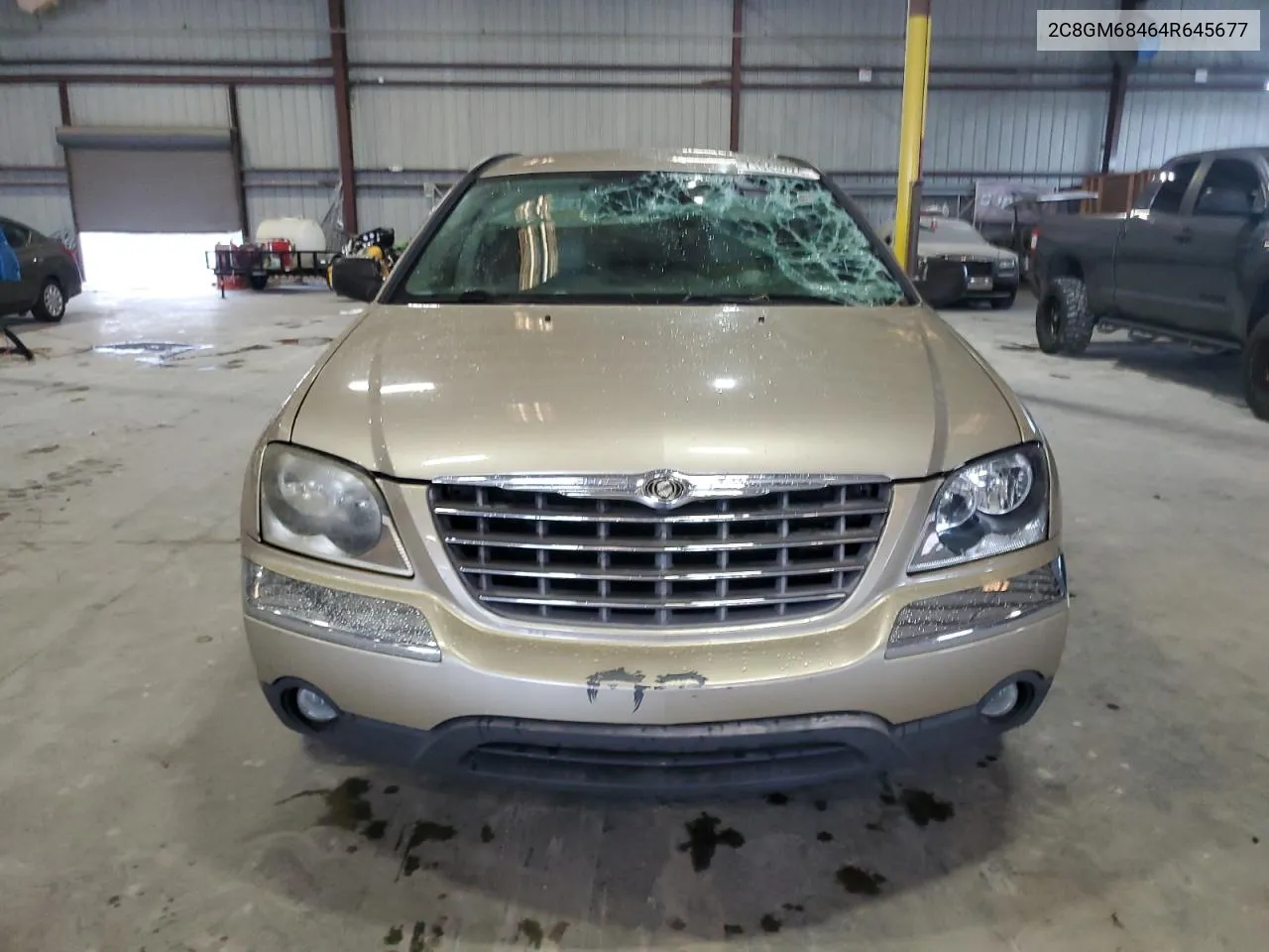 2004 Chrysler Pacifica VIN: 2C8GM68464R645677 Lot: 71043224