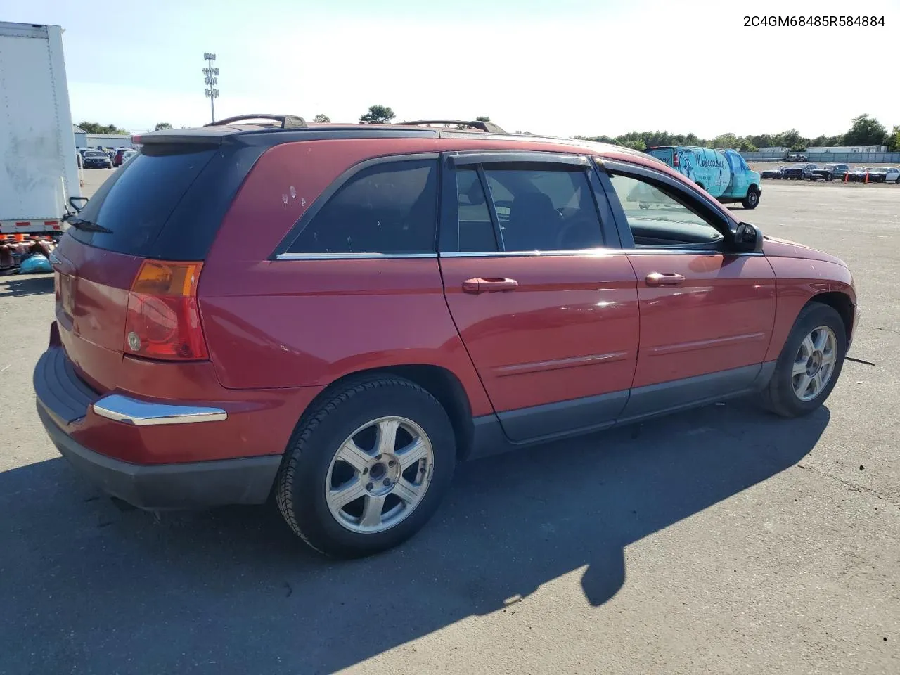 2005 Chrysler Pacifica Touring VIN: 2C4GM68485R584884 Lot: 70105674