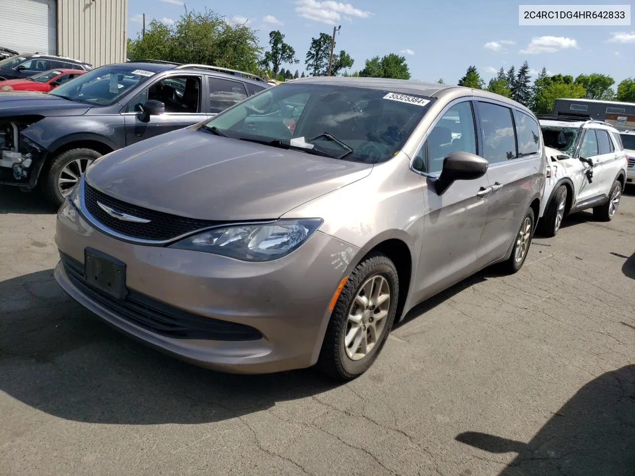 2C4RC1DG4HR642833 2017 Chrysler Pacifica Touring