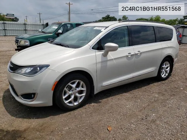 2017 Chrysler Pacifica Touring L VIN: 2C4RC1BG1HR551568 Lot: 61379374