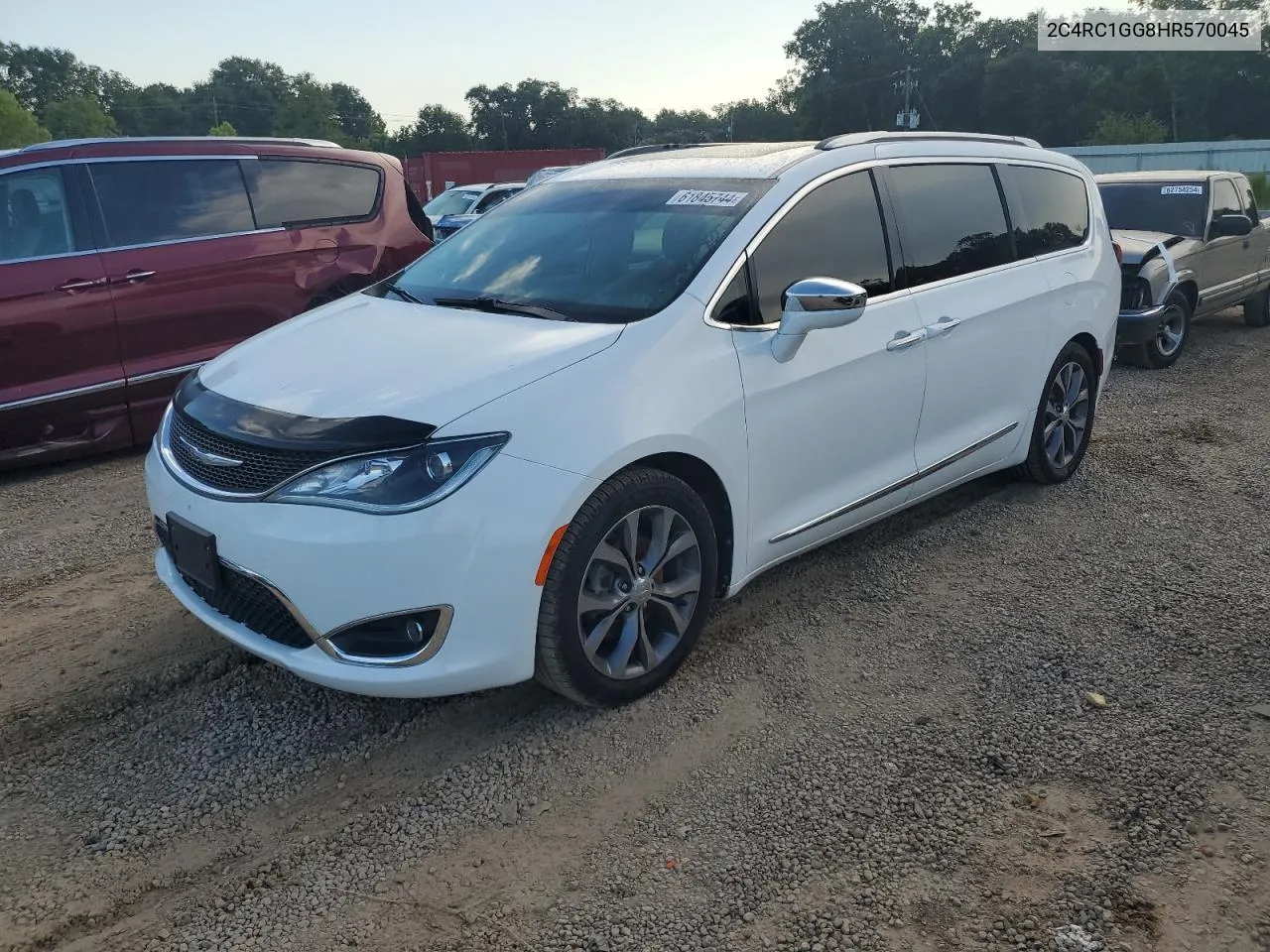 2017 Chrysler Pacifica Limited VIN: 2C4RC1GG8HR570045 Lot: 61845744