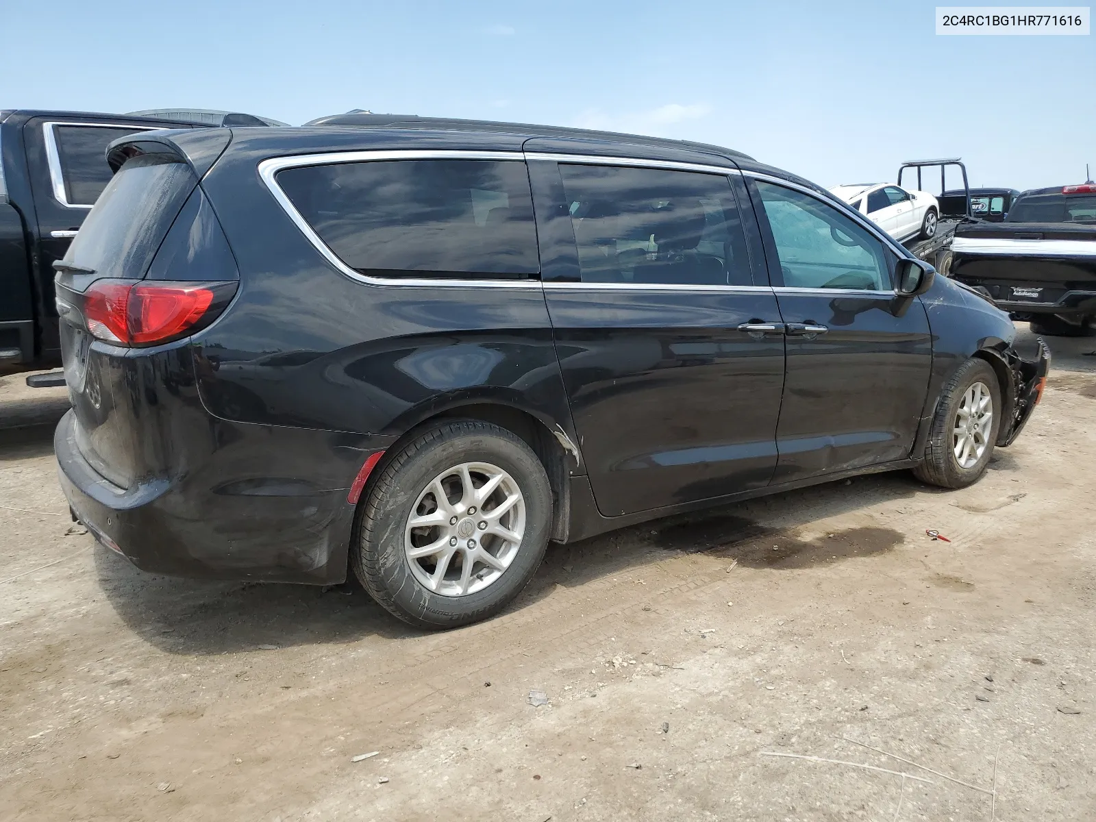 2C4RC1BG1HR771616 2017 Chrysler Pacifica Touring L