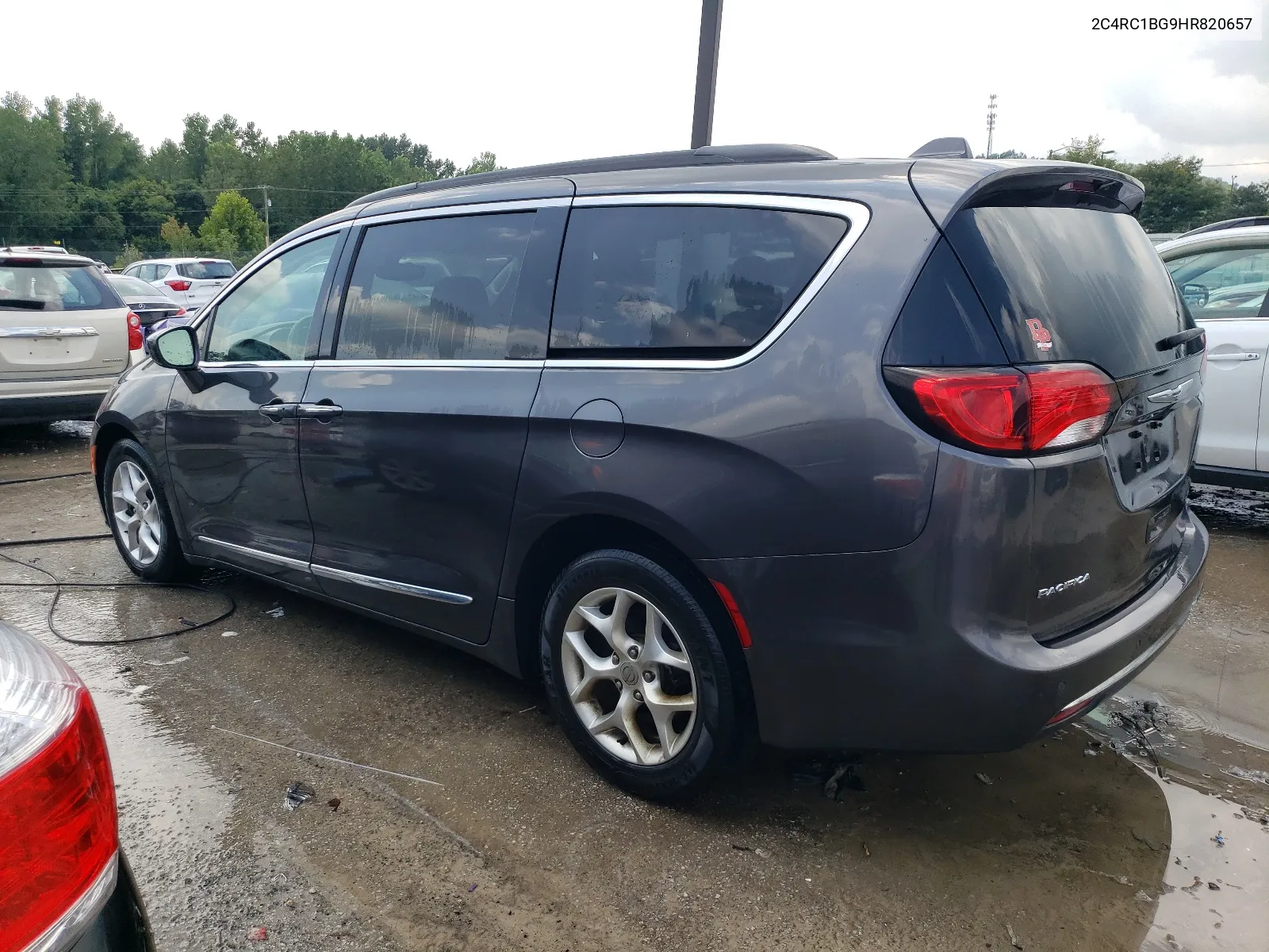 2C4RC1BG9HR820657 2017 Chrysler Pacifica Touring L