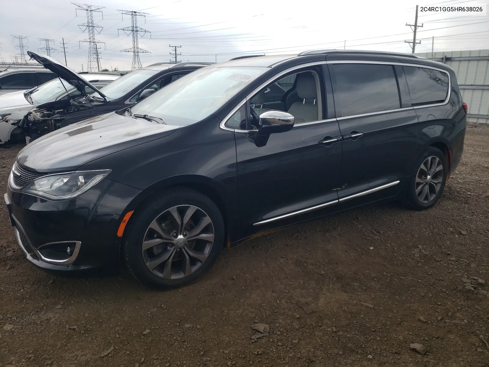 2017 Chrysler Pacifica Limited VIN: 2C4RC1GG5HR638026 Lot: 64511394