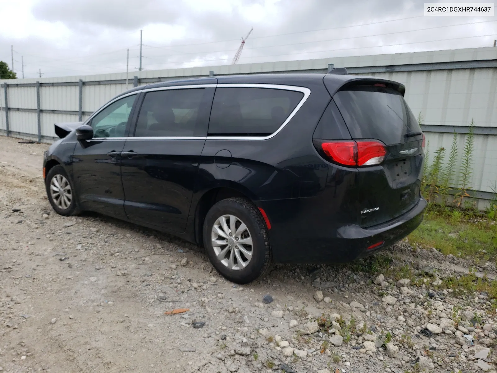 2C4RC1DGXHR744637 2017 Chrysler Pacifica Touring