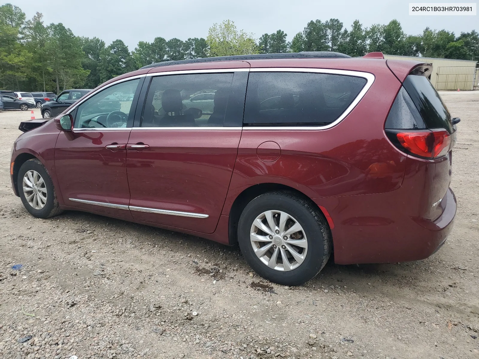 2017 Chrysler Pacifica Touring L VIN: 2C4RC1BG3HR703981 Lot: 66102914