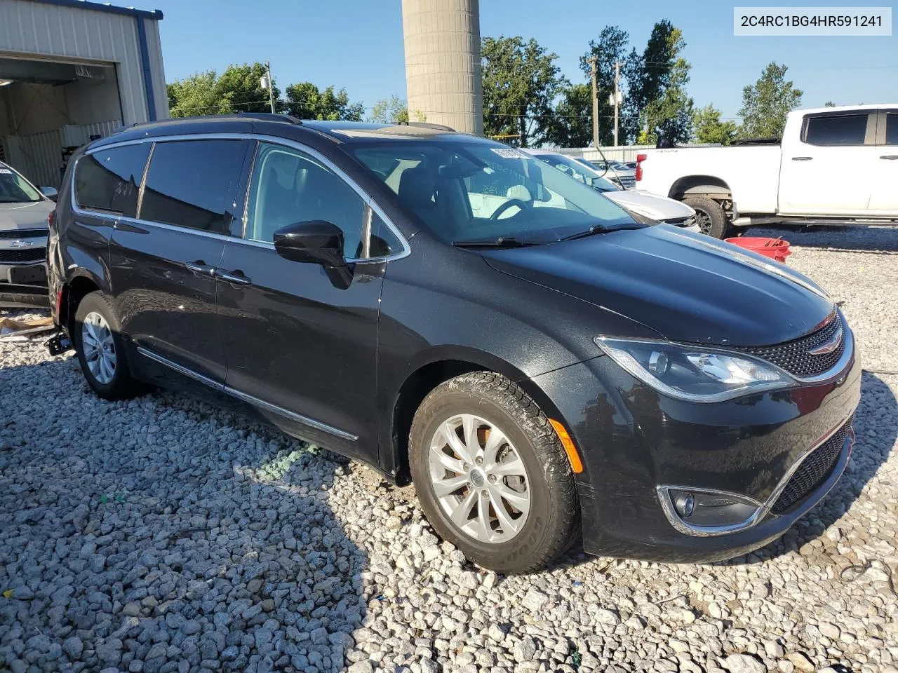 2017 Chrysler Pacifica Touring L VIN: 2C4RC1BG4HR591241 Lot: 66150784