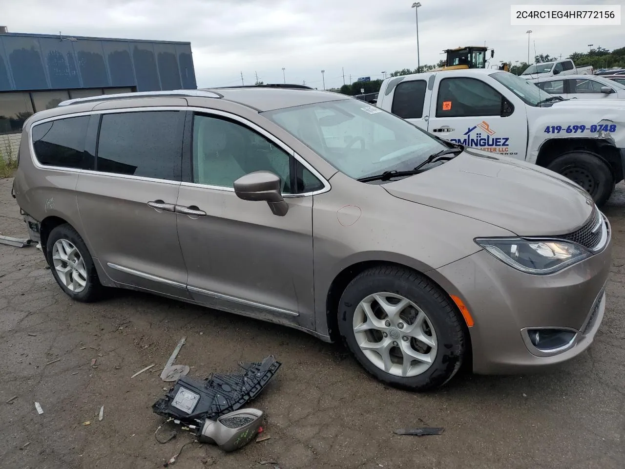 2C4RC1EG4HR772156 2017 Chrysler Pacifica Touring L Plus