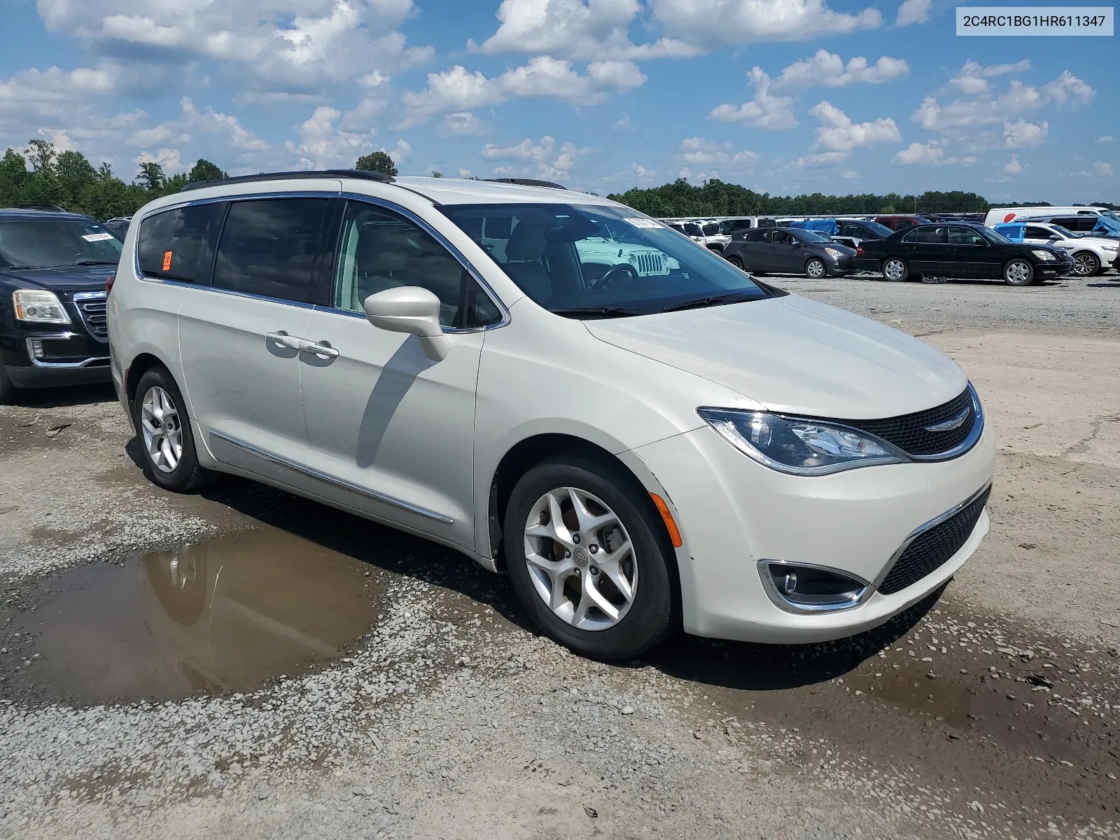 2C4RC1BG1HR611347 2017 Chrysler Pacifica Touring L