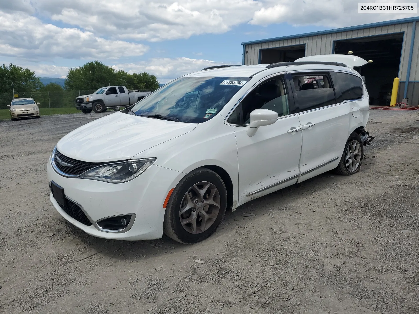 2C4RC1BG1HR725705 2017 Chrysler Pacifica Touring L