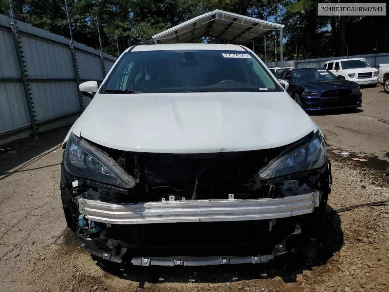 2C4RC1DG5HR647541 2017 Chrysler Pacifica Touring