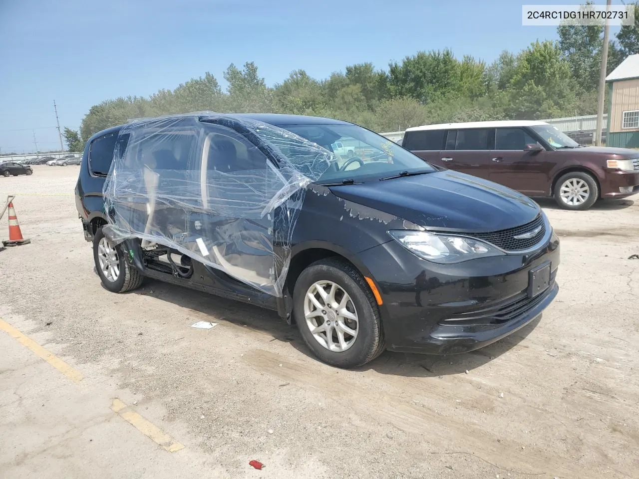 2017 Chrysler Pacifica Touring VIN: 2C4RC1DG1HR702731 Lot: 68989434