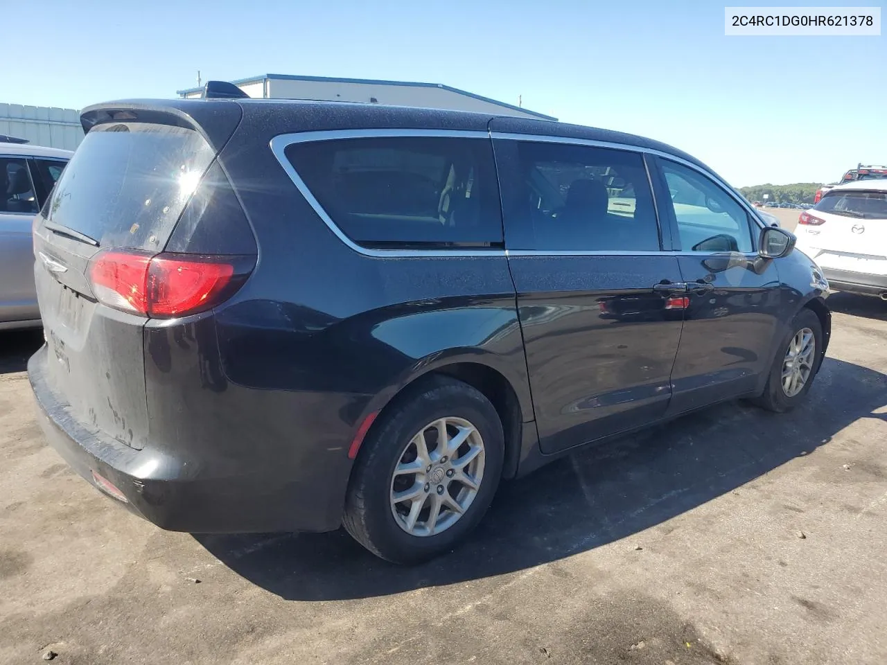 2C4RC1DG0HR621378 2017 Chrysler Pacifica Touring