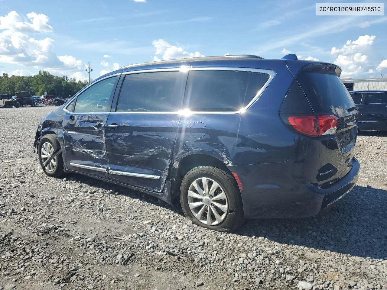 2017 Chrysler Pacifica Touring L VIN: 2C4RC1BG9HR745510 Lot: 69761534