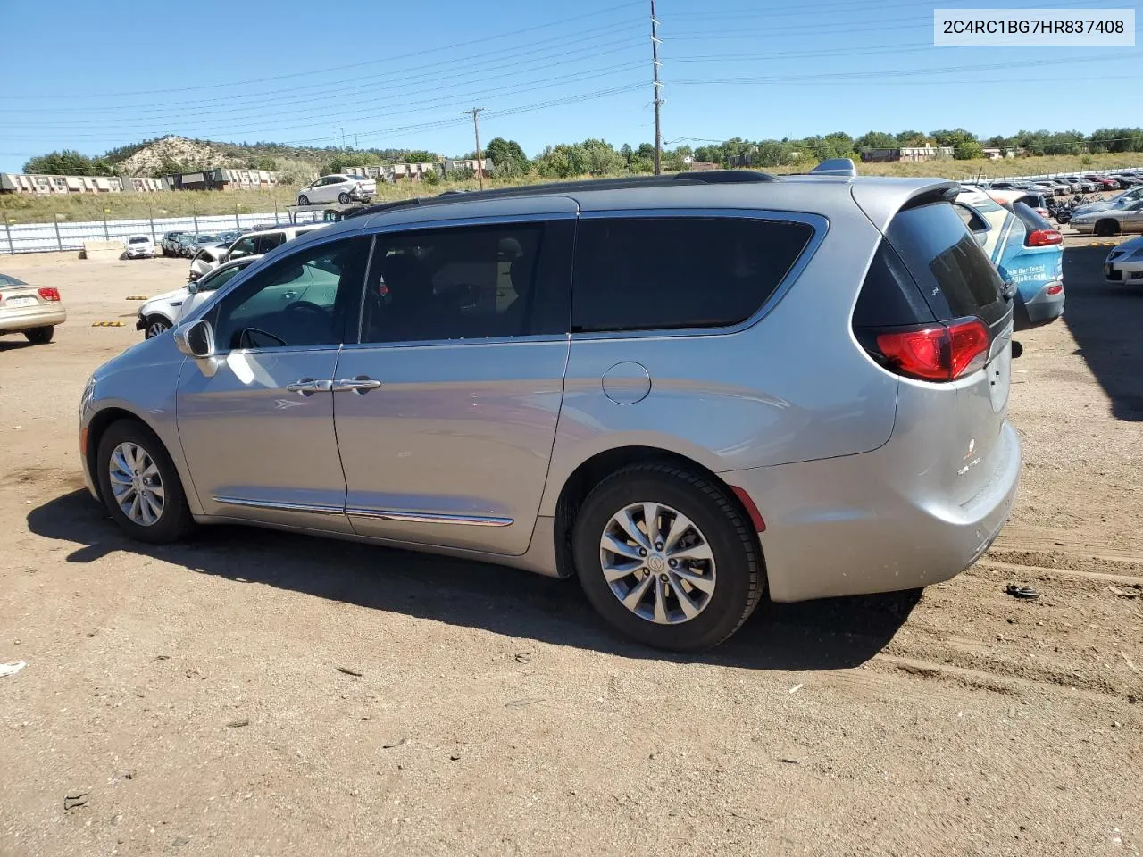 2C4RC1BG7HR837408 2017 Chrysler Pacifica Touring L