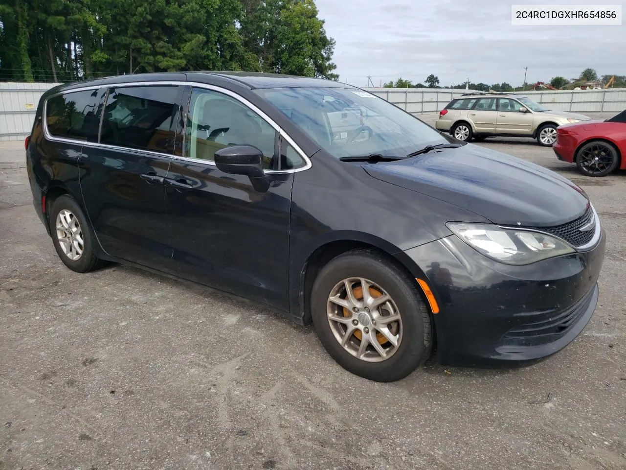 2017 Chrysler Pacifica Touring VIN: 2C4RC1DGXHR654856 Lot: 70170004