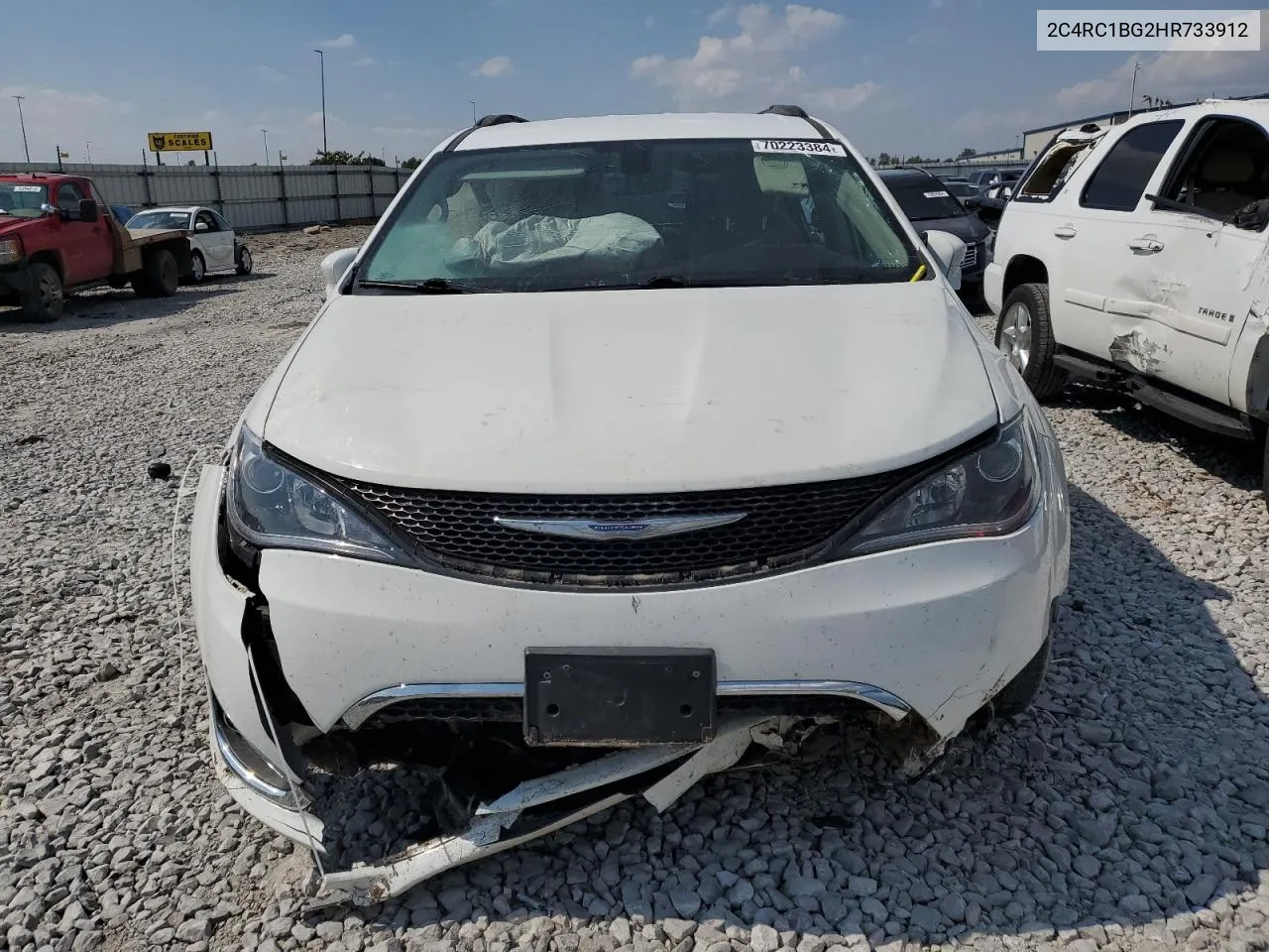 2C4RC1BG2HR733912 2017 Chrysler Pacifica Touring L