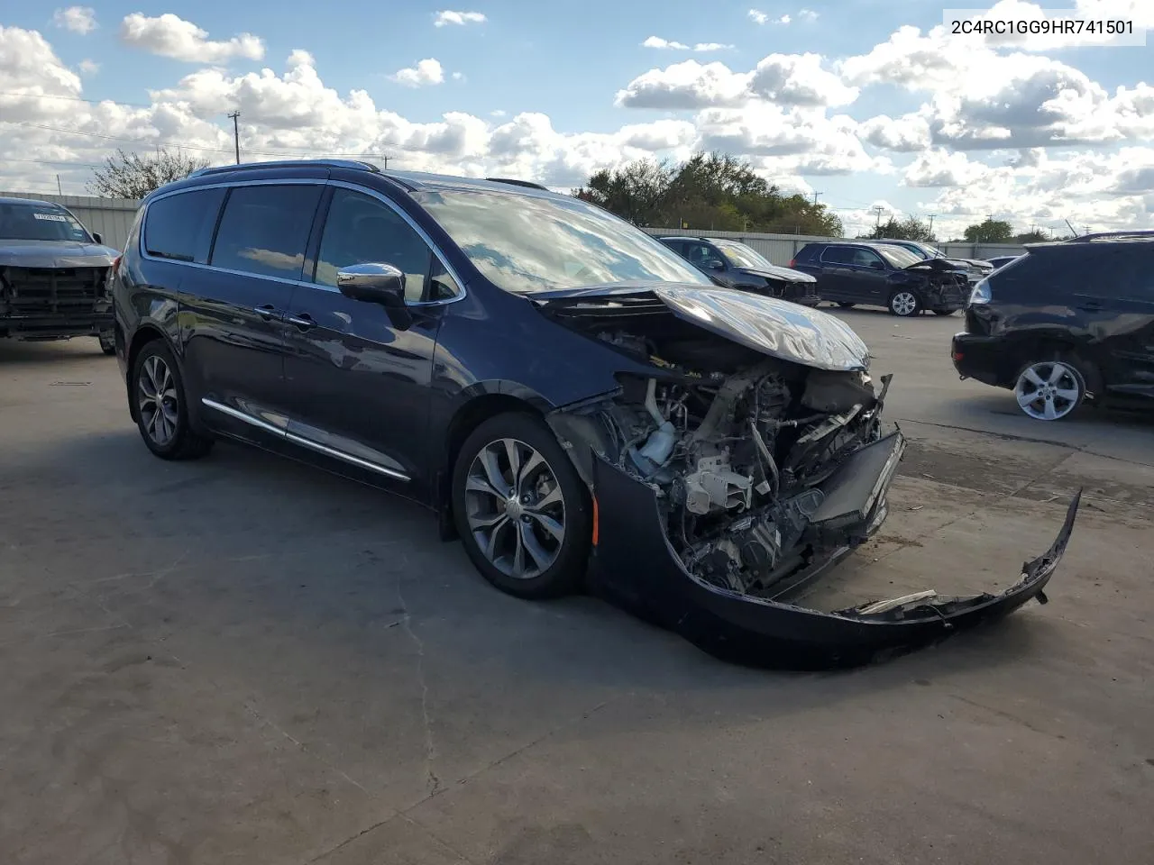 2C4RC1GG9HR741501 2017 Chrysler Pacifica Limited