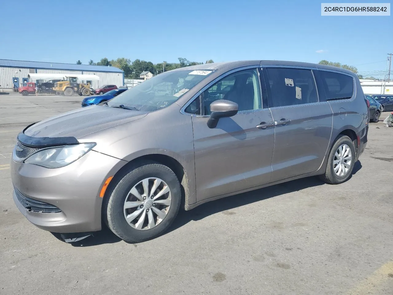 2017 Chrysler Pacifica Touring VIN: 2C4RC1DG6HR588242 Lot: 71187694