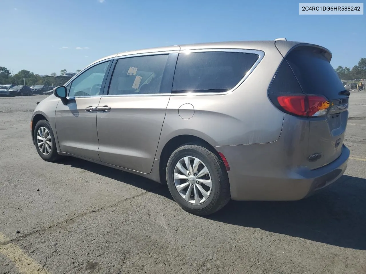 2C4RC1DG6HR588242 2017 Chrysler Pacifica Touring