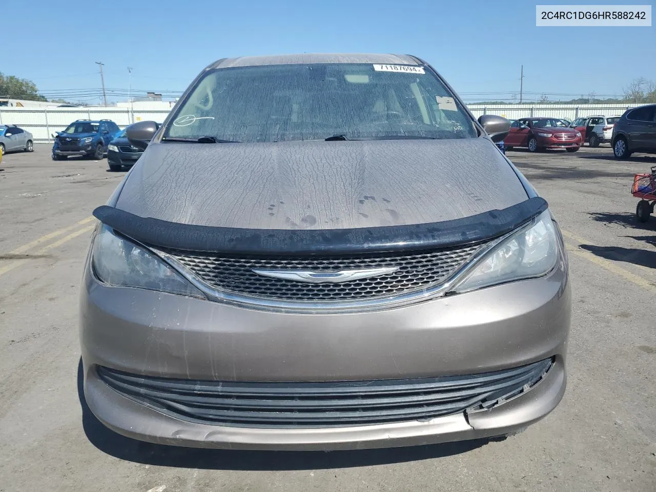 2C4RC1DG6HR588242 2017 Chrysler Pacifica Touring