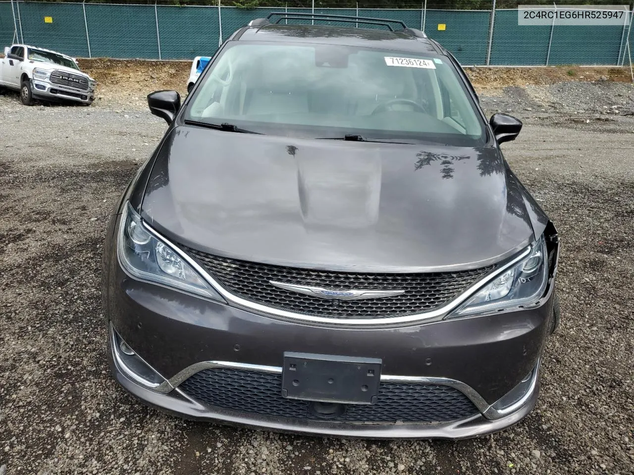 2C4RC1EG6HR525947 2017 Chrysler Pacifica Touring L Plus