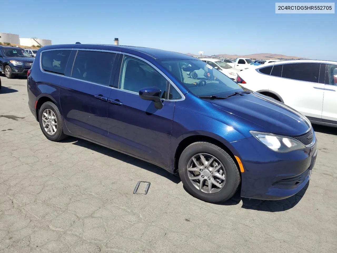 2C4RC1DG5HR552705 2017 Chrysler Pacifica Touring