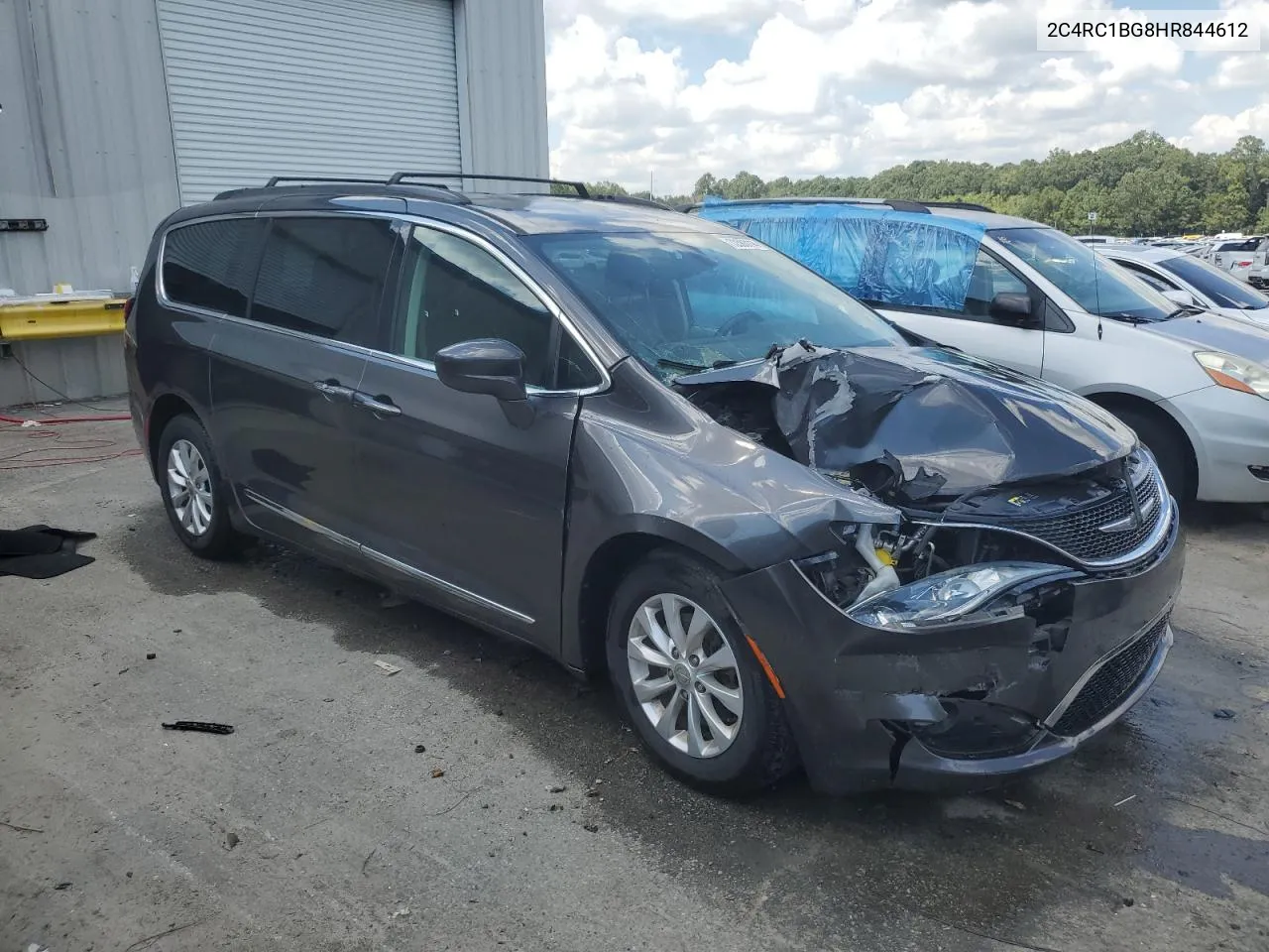 2C4RC1BG8HR844612 2017 Chrysler Pacifica Touring L