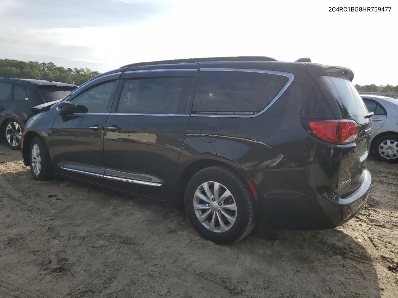 2017 Chrysler Pacifica Touring L VIN: 2C4RC1BG8HR759477 Lot: 72412774