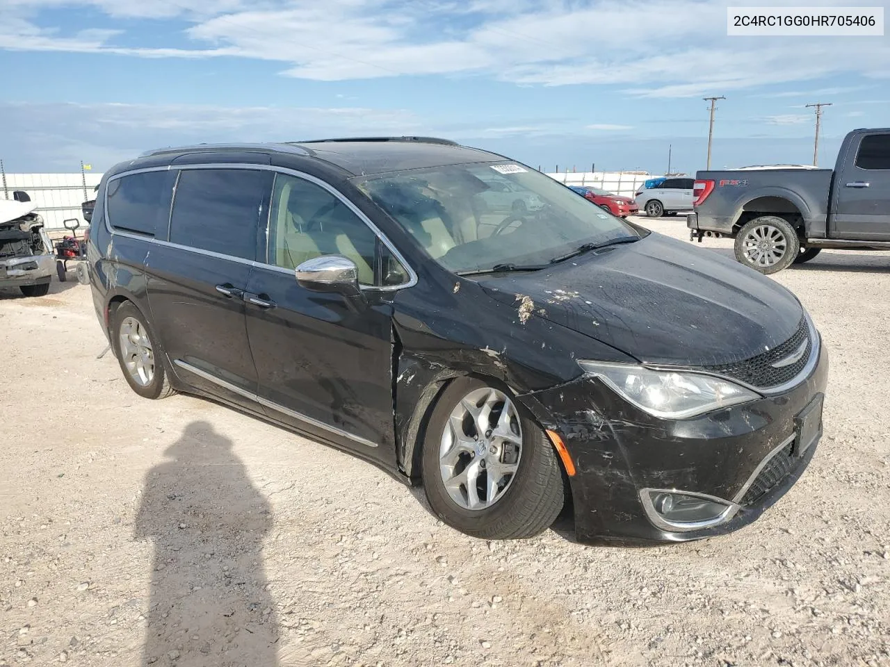 2017 Chrysler Pacifica Limited VIN: 2C4RC1GG0HR705406 Lot: 72502014