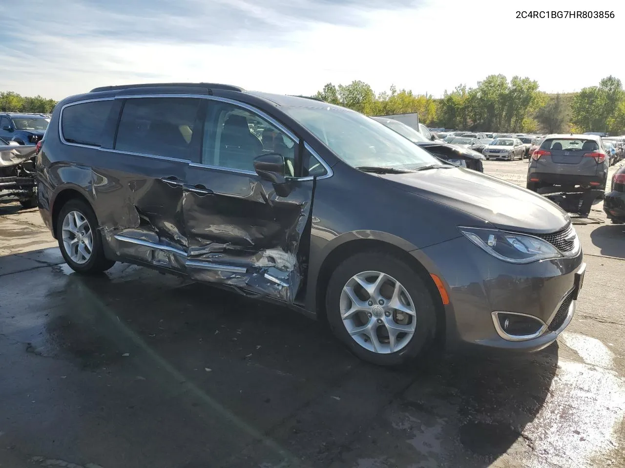 2C4RC1BG7HR803856 2017 Chrysler Pacifica Touring L