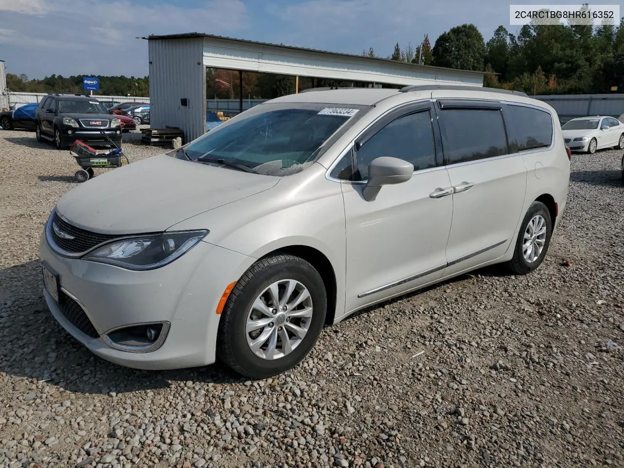 2017 Chrysler Pacifica Touring L VIN: 2C4RC1BG8HR616352 Lot: 77963234