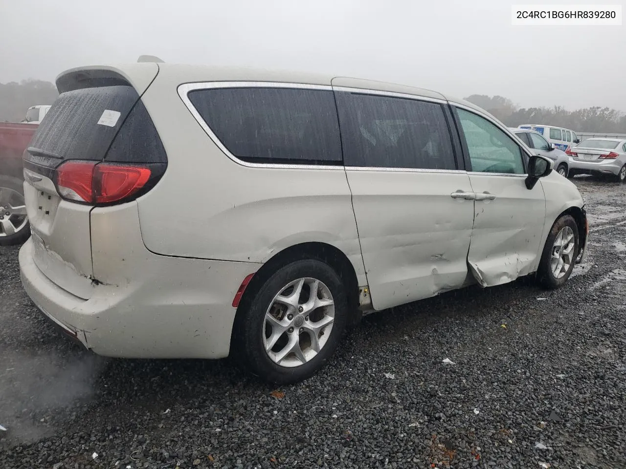 2017 Chrysler Pacifica Touring L VIN: 2C4RC1BG6HR839280 Lot: 79538644