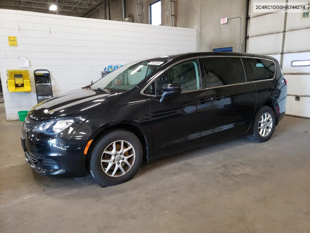 2017 Chrysler Pacifica Touring VIN: 2C4RC1DG0HR744274 Lot: 79816494