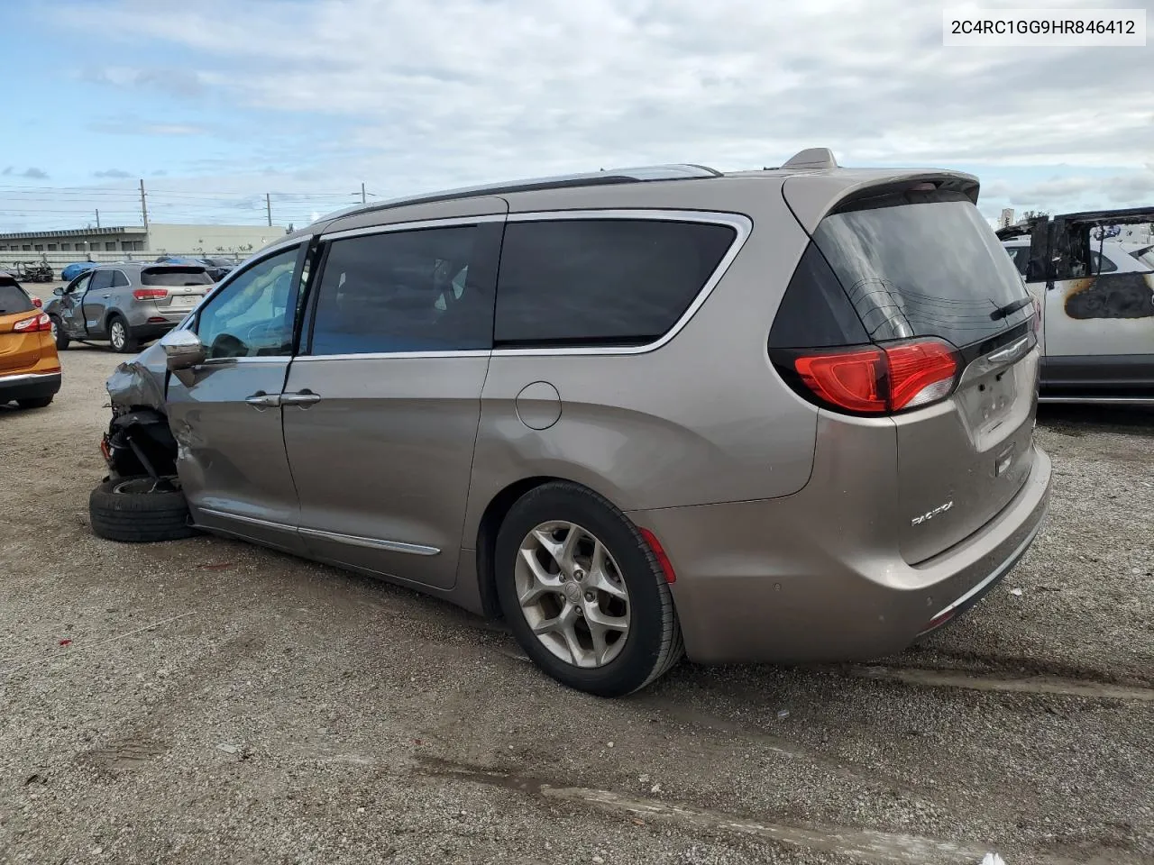 2017 Chrysler Pacifica Limited VIN: 2C4RC1GG9HR846412 Lot: 80126114