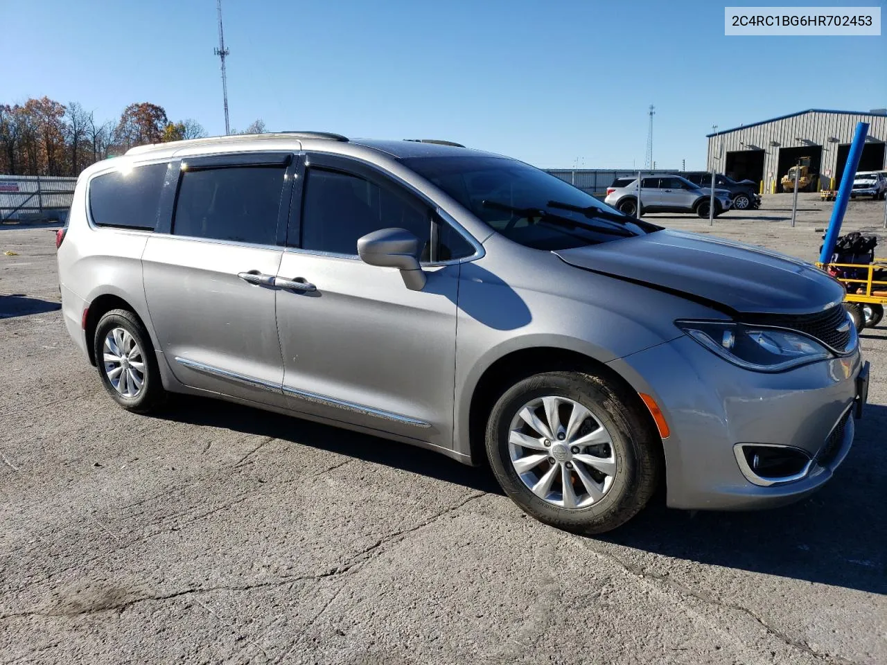 2017 Chrysler Pacifica Touring L VIN: 2C4RC1BG6HR702453 Lot: 80687744