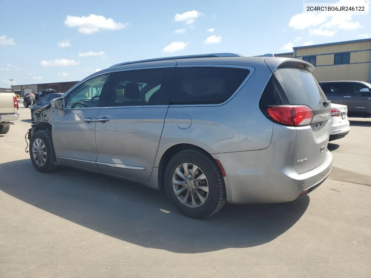 2018 Chrysler Pacifica Touring L VIN: 2C4RC1BG6JR246122 Lot: 61844704